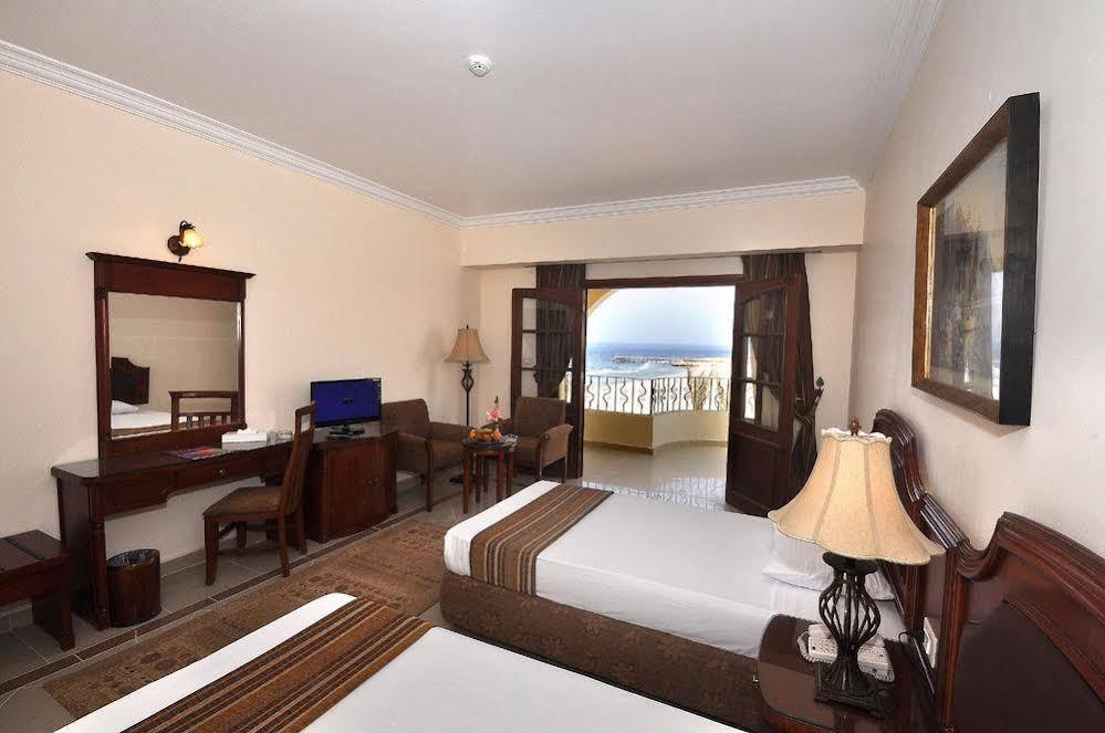 El Qoseir Life Resort Coral Hills מראה חיצוני תמונה