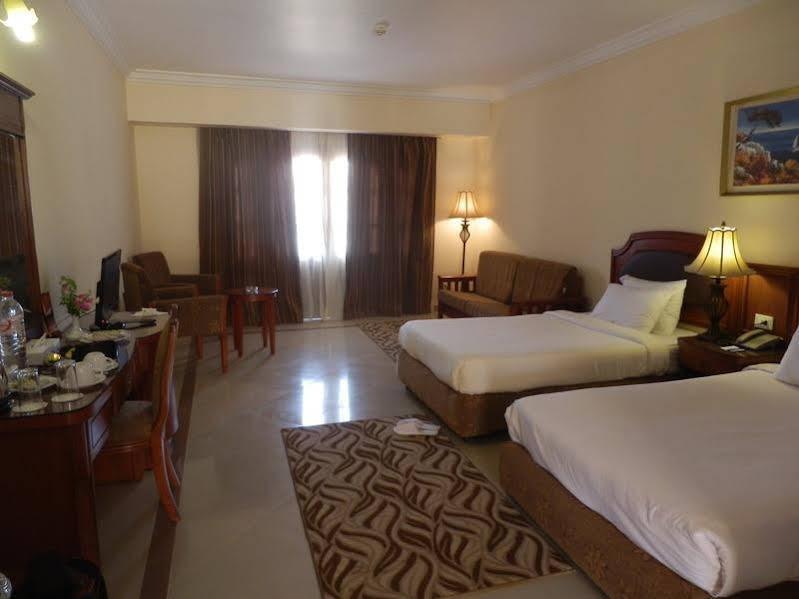 El Qoseir Life Resort Coral Hills מראה חיצוני תמונה